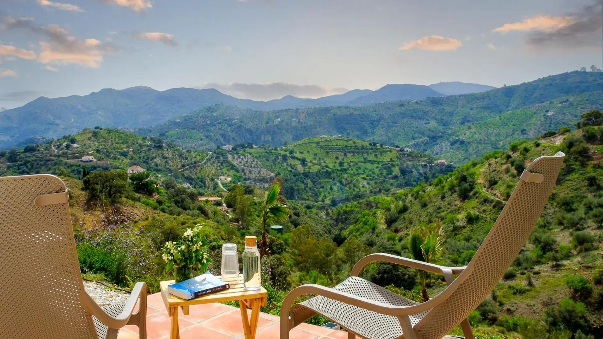 Casa La Quinta Bed & Breakfast Riogordo