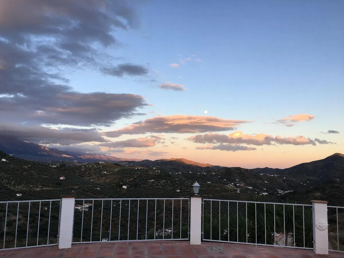 Casa La Quinta Bed & Breakfast Riogordo 0*,  Spain