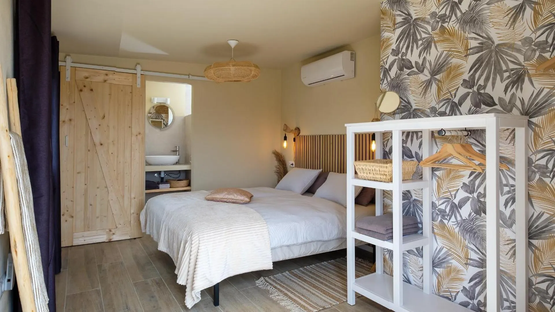 Casa La Quinta Bed & Breakfast Riogordo